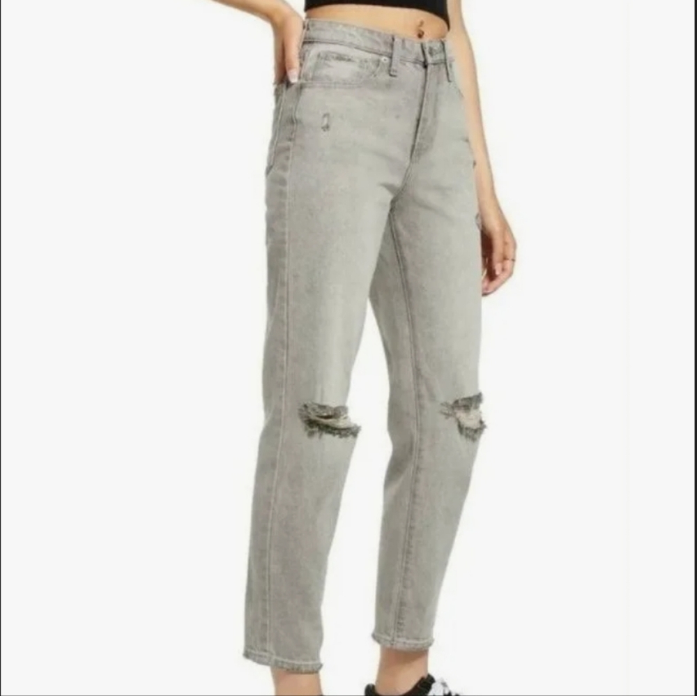 🆕️ nordstrom bp • high rise mom jean